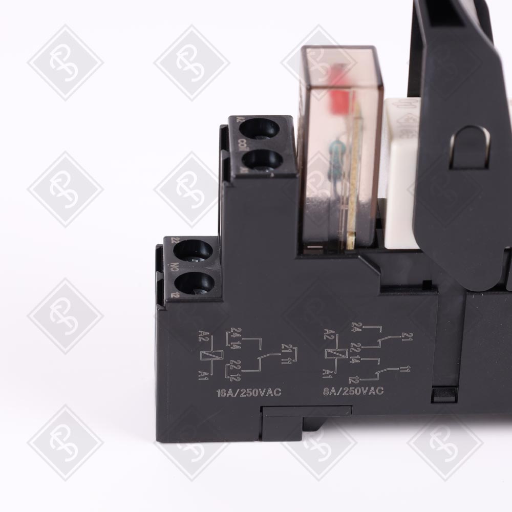 Комплектное втычное электромеханическое реле Siemens LZSRT3A4L24 — изображение 3