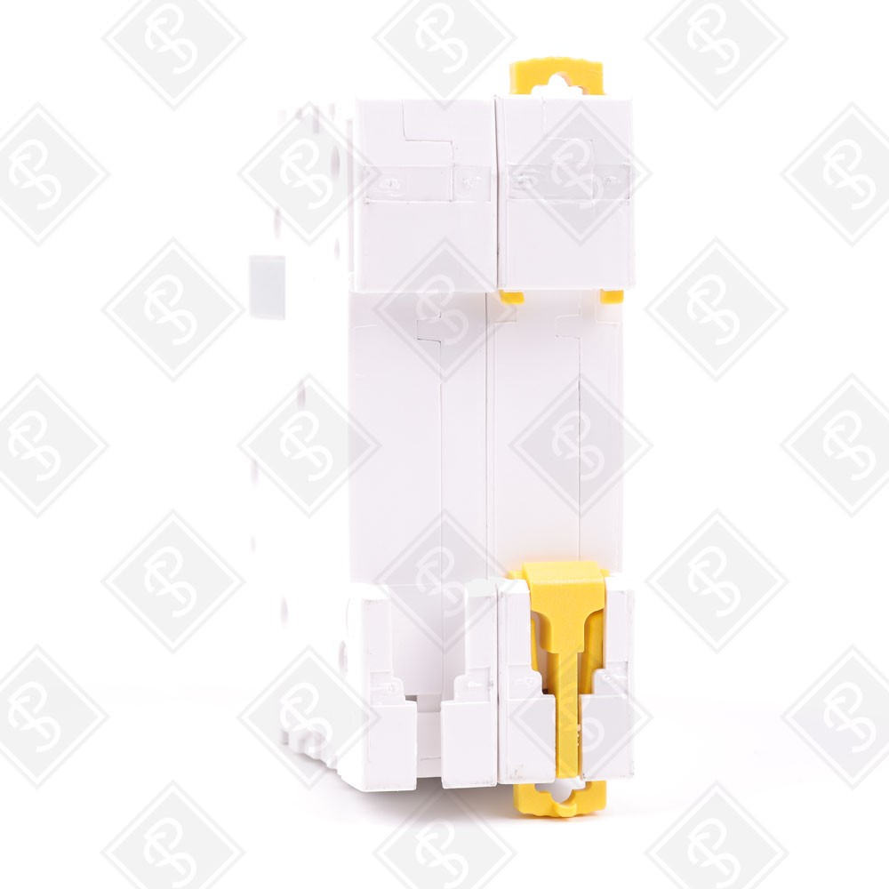 Автоматический выключатель Schneider Electric A9F94216 — изображение 4