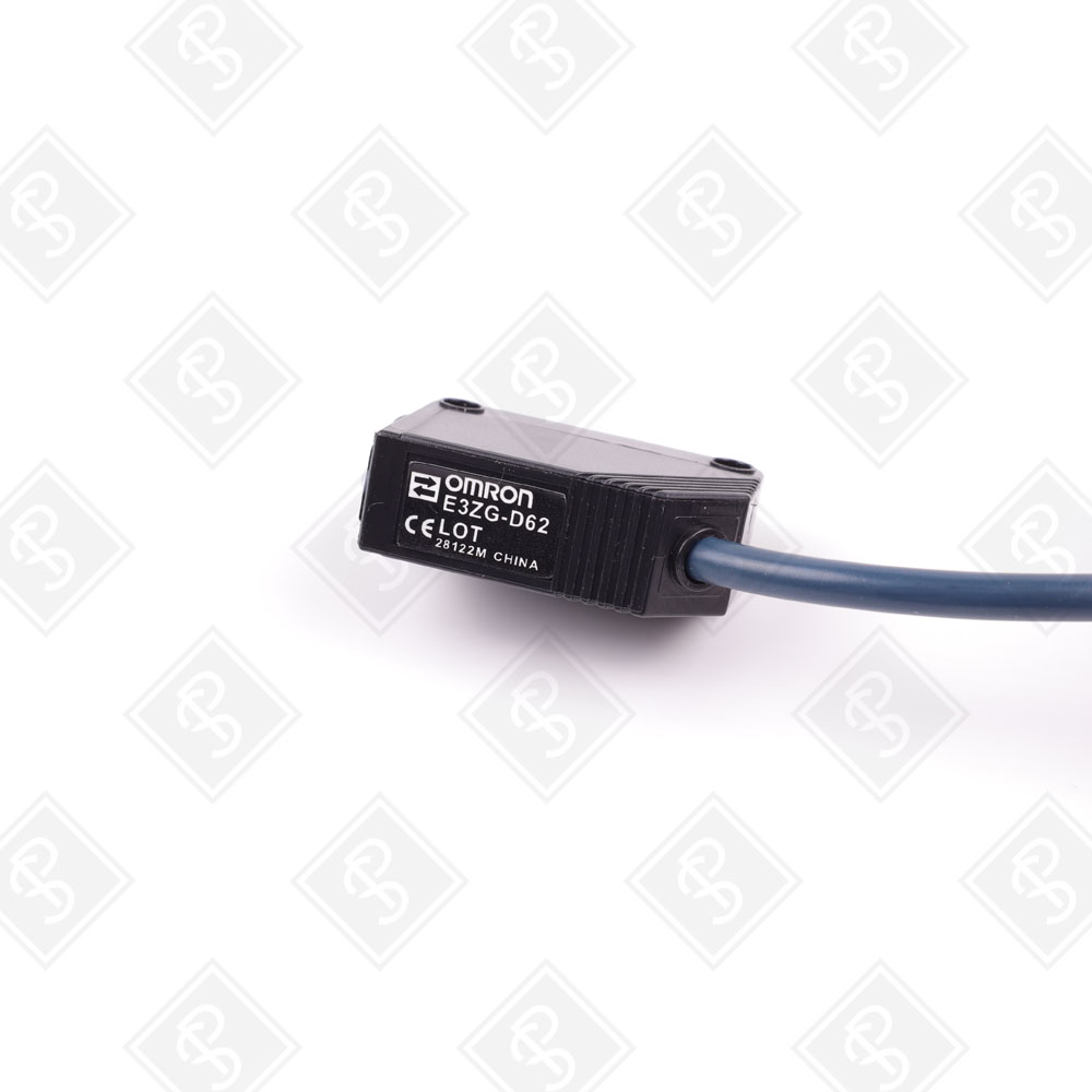 Оптический диффузный датчик со встроенным усилителем Omron E3ZG-D62 — изображение 4